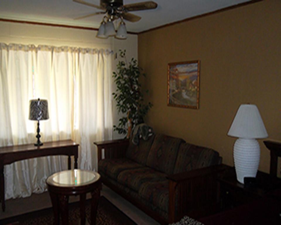 Holiday Motel Canon City Ngoại thất bức ảnh
